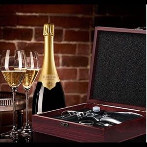 Corkscrew Wine Opener Set in Wooden Box